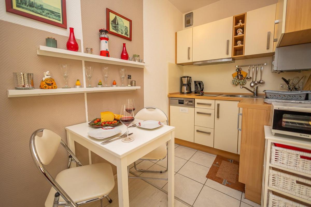 Studio 2 im EG Haus Stranddistel, geschmackvoll eingerichtete Ferienwohnung fur 2 Personen in Ostseeheilbad Zingst Exterior foto